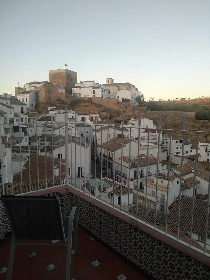 Casa De Las Lanzas Setenil De Las Bodegas